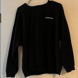 Alphalete Women’s Classic Black Crewneck Sweater